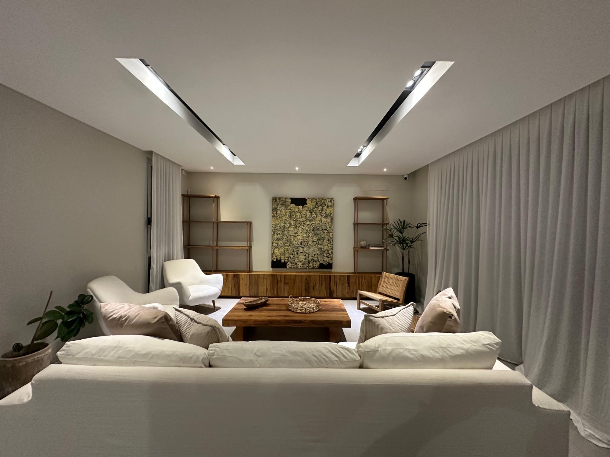 Living completo con mobiliario de quebracho